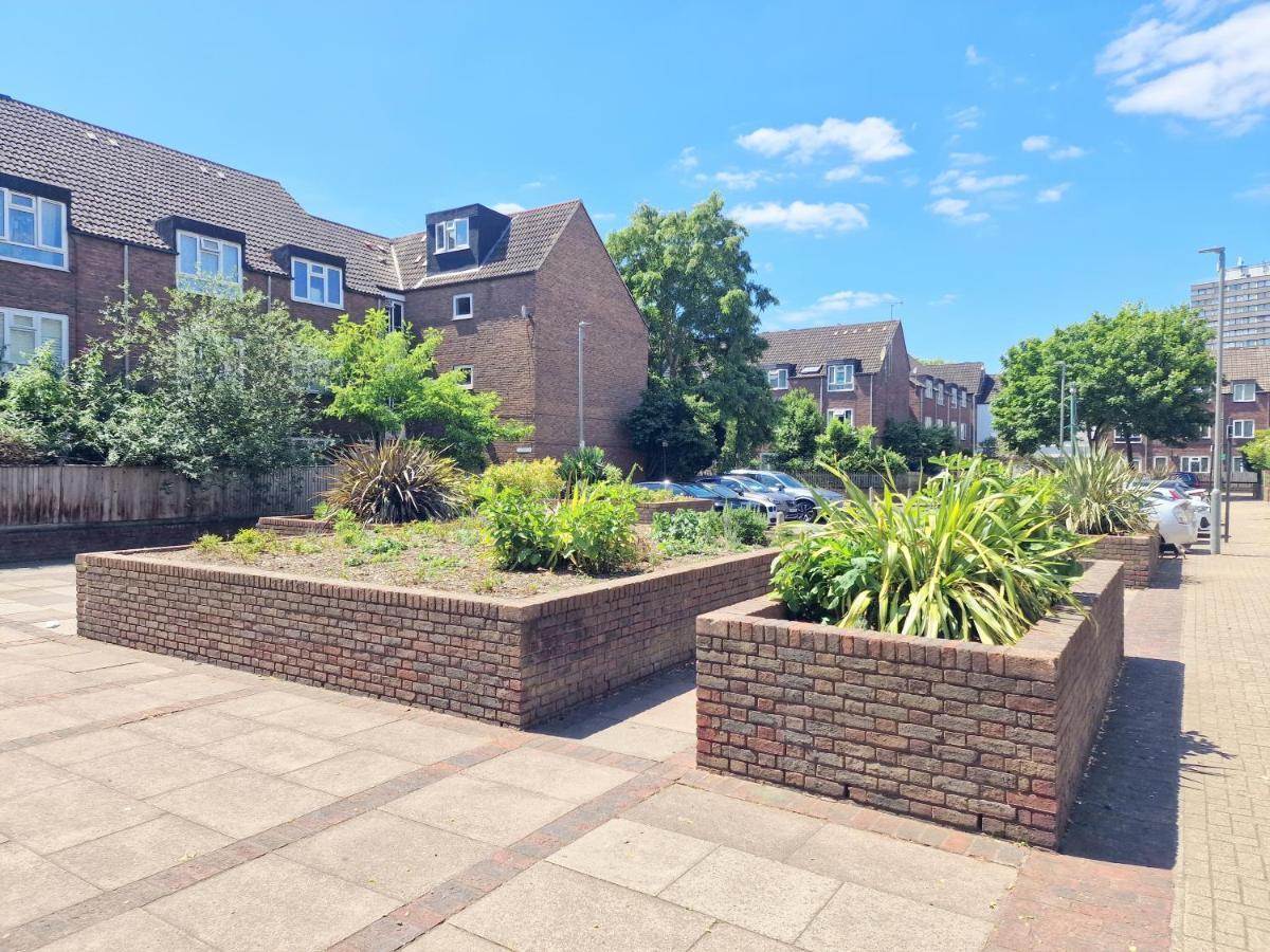 Flat In Battersea, 5 Minutes From Clapham Junction Station Apartamento Londres Exterior foto
